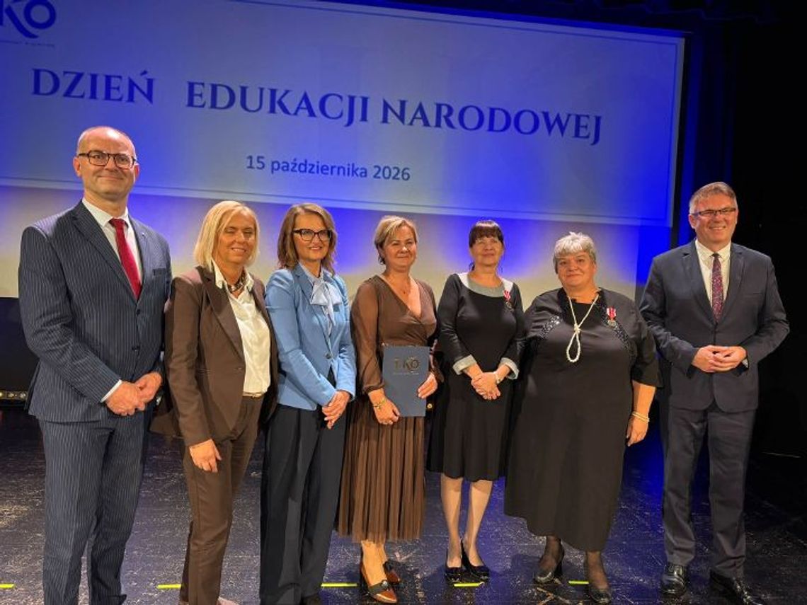 Architekci jutra w sercu Polesia. Dzień Edukacji Narodowej we Włodawie bez polityki, za to z apelem o autonomię Dzień Edukacji Narodowej Włodawa