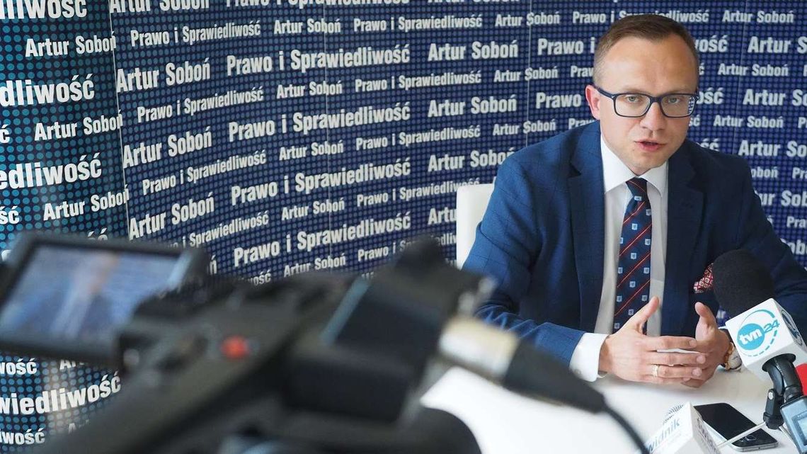 Artur Soboń: Samotni powinni płacić bykowe [sonda]