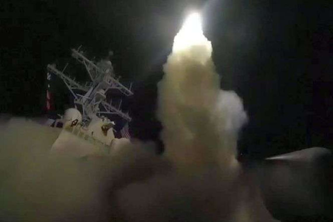 Atak USA na Syrię. To odpowiedź na atak chemiczny na cywilów Atak USA na Syrię. To odpowiedź na atak chemiczny na cywilów