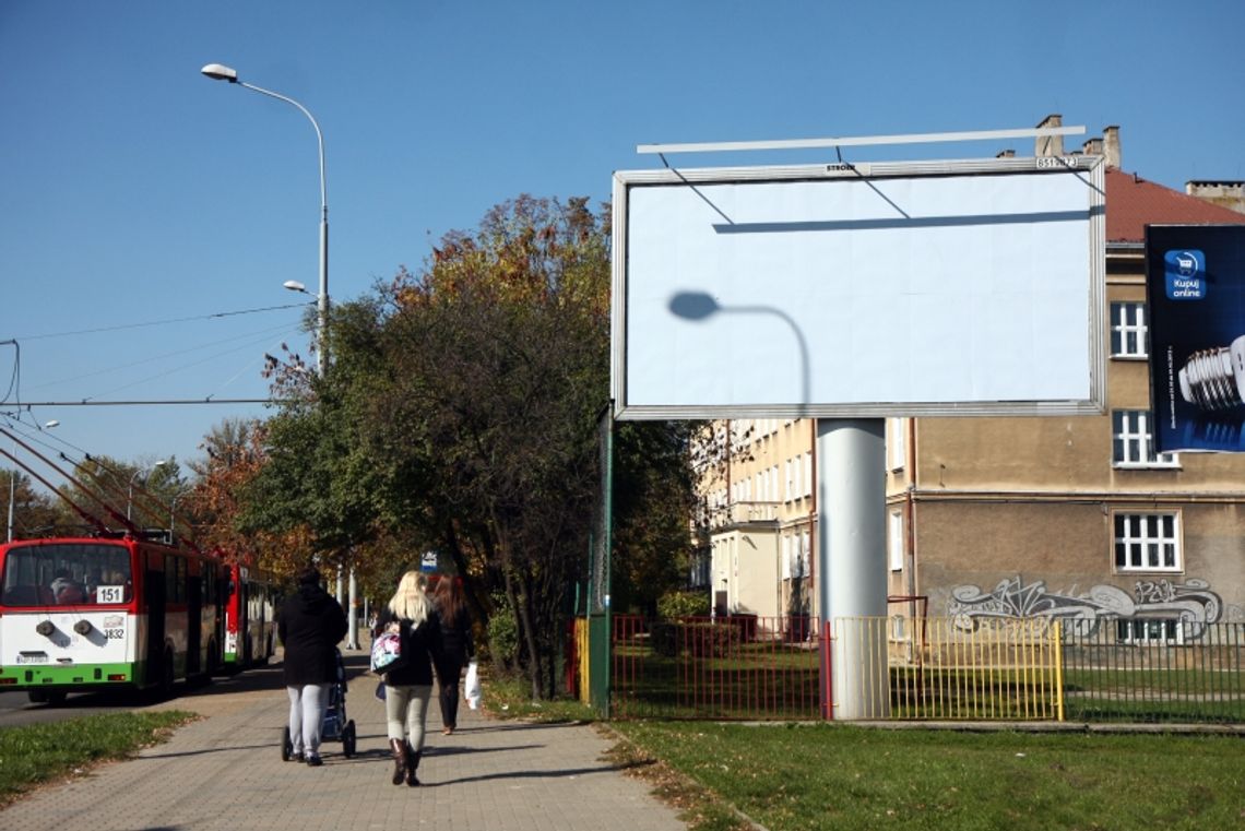 Ateistyczny billboard zniknął sprzed szkoły. Dyrektor przeprasza Ateistyczny billboard zniknął sprzed szkoły. Dyrektor przeprasza