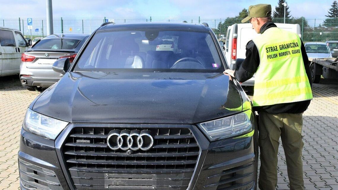 Audi Włocha na polskiej granicy. Miało wjechać na Ukrainę Audi Włocha na polskiej granicy. Miało wjechać na Ukrainę