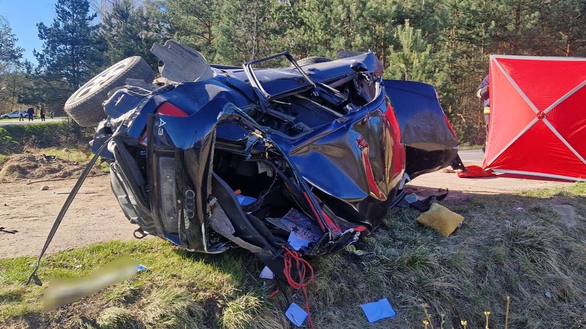 Auto dachowało. Kierowca nie przeżył