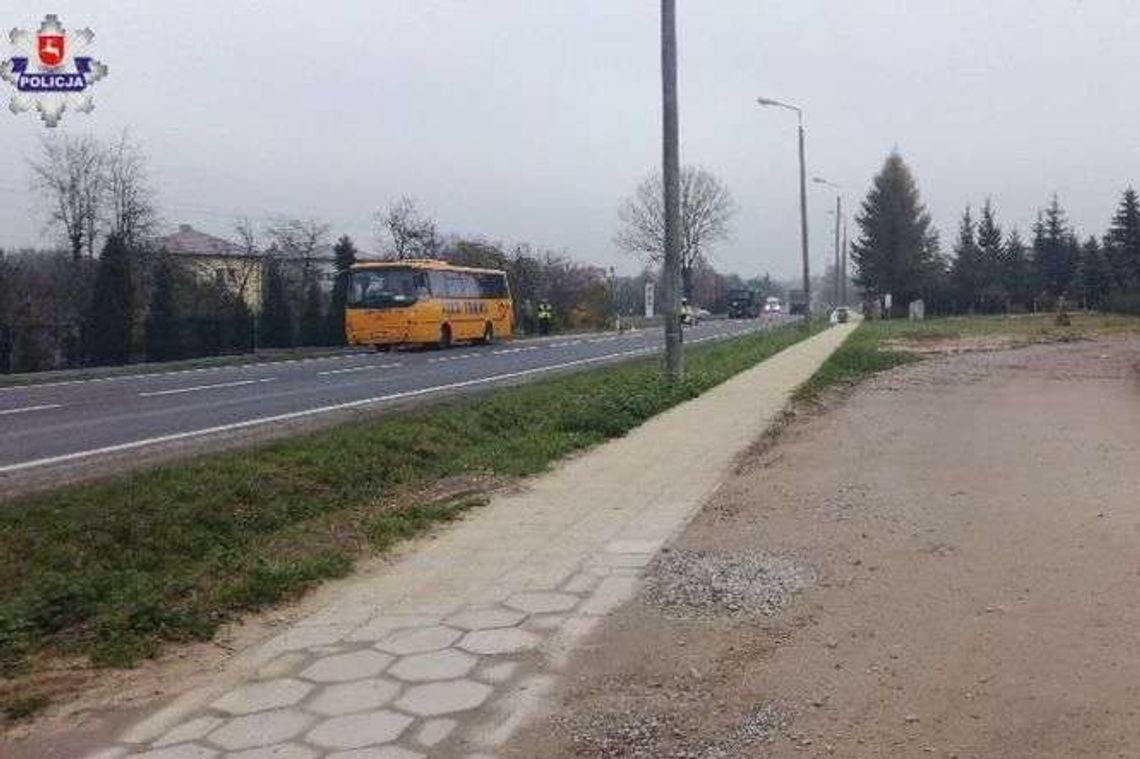 Autobus brał udział w wypadku. Policja szuka pasażerów