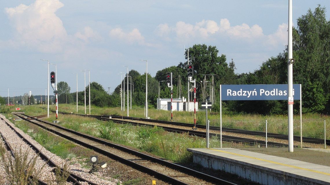 Autobus zawiezie na stację PKP. Ale skorzystają tylko pasażerowie pociągu relacji Lublin-Warszawa
