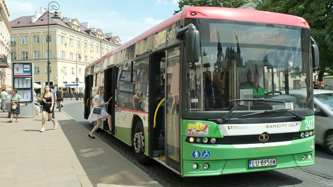 Autobusy wracają z wakacji. Co się zmieni od 1 września w komunikacji miejskiej?