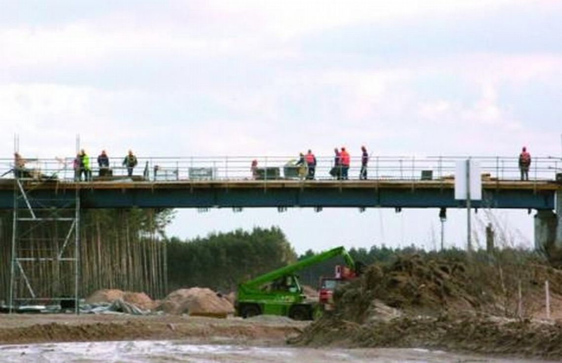 Autostrady A1 i A2 już pękają. A są dopiero w budowie