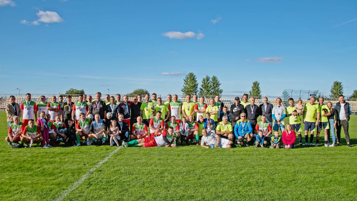 Avia lepsza od Świdniczanki w meczu oldbojów 35+