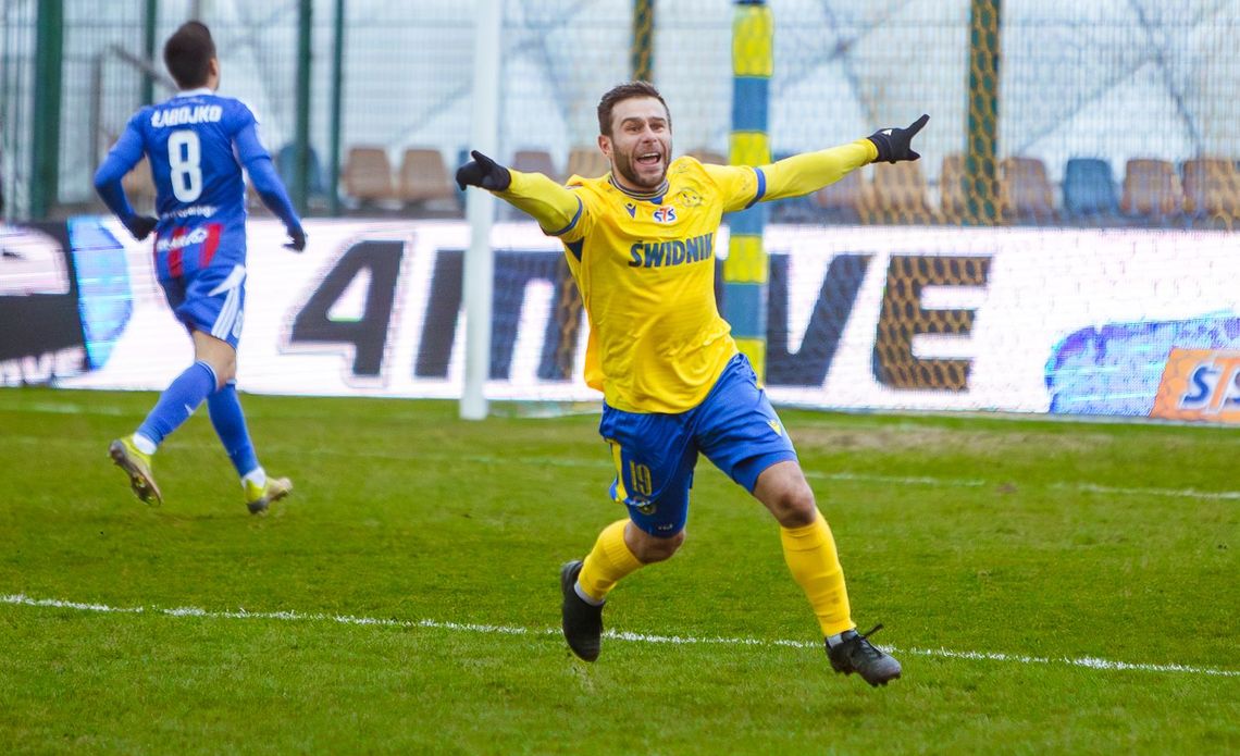 Avia napisała pismo do PZPN w sprawie żółtej kartki dla Patryka Małeckiego