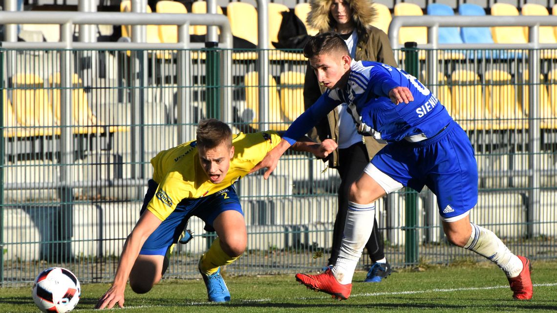 Avia – Sokół Sieniawa 2:2. Znowu musieli gonić