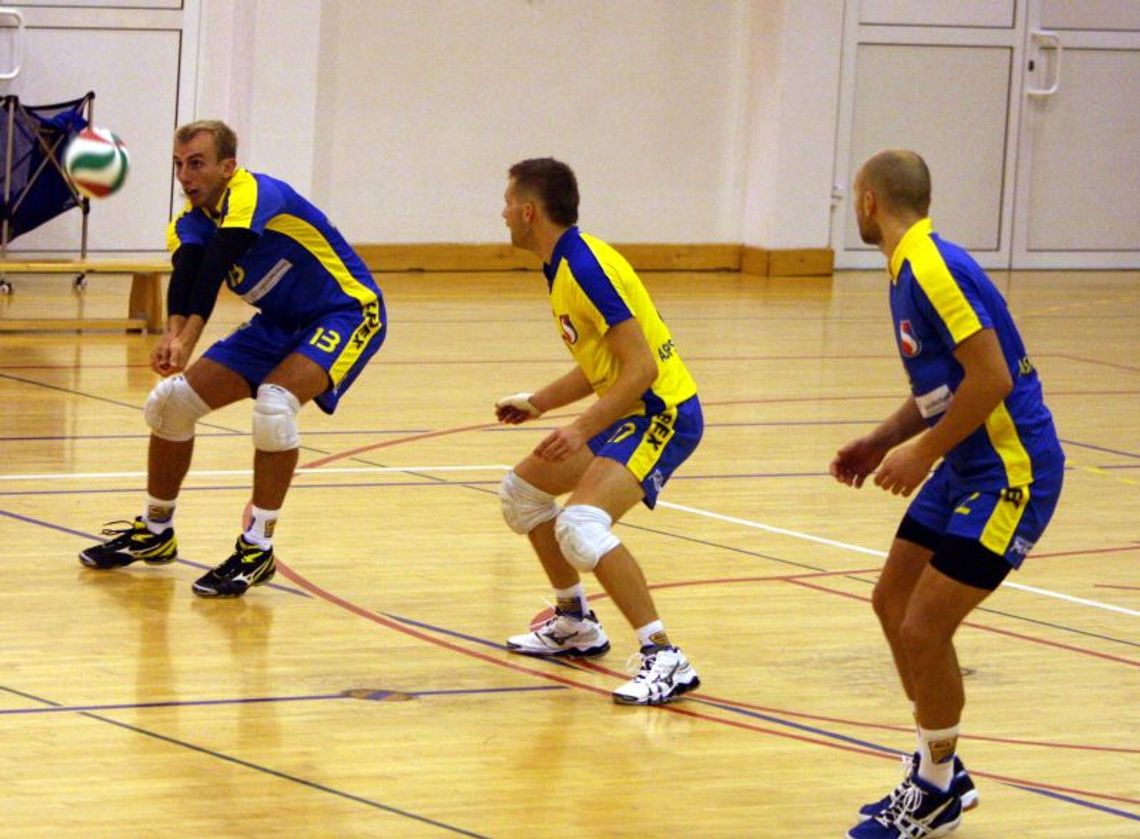 Avia Świdnik – Energa Pekpol Ostrołęka 2:3, SKS Hajnówka – Huragan 3:0 