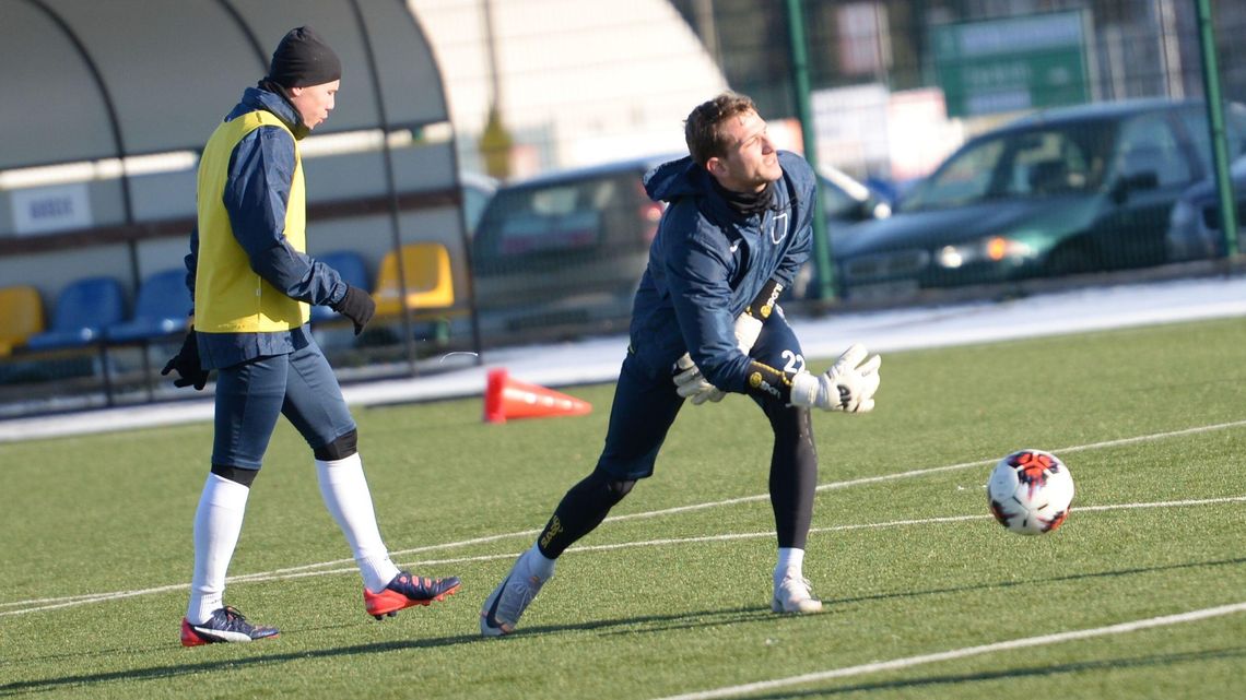 Avia Świdnik – Grantit Bychawa 2:1. Wreszcie naturalne boisko