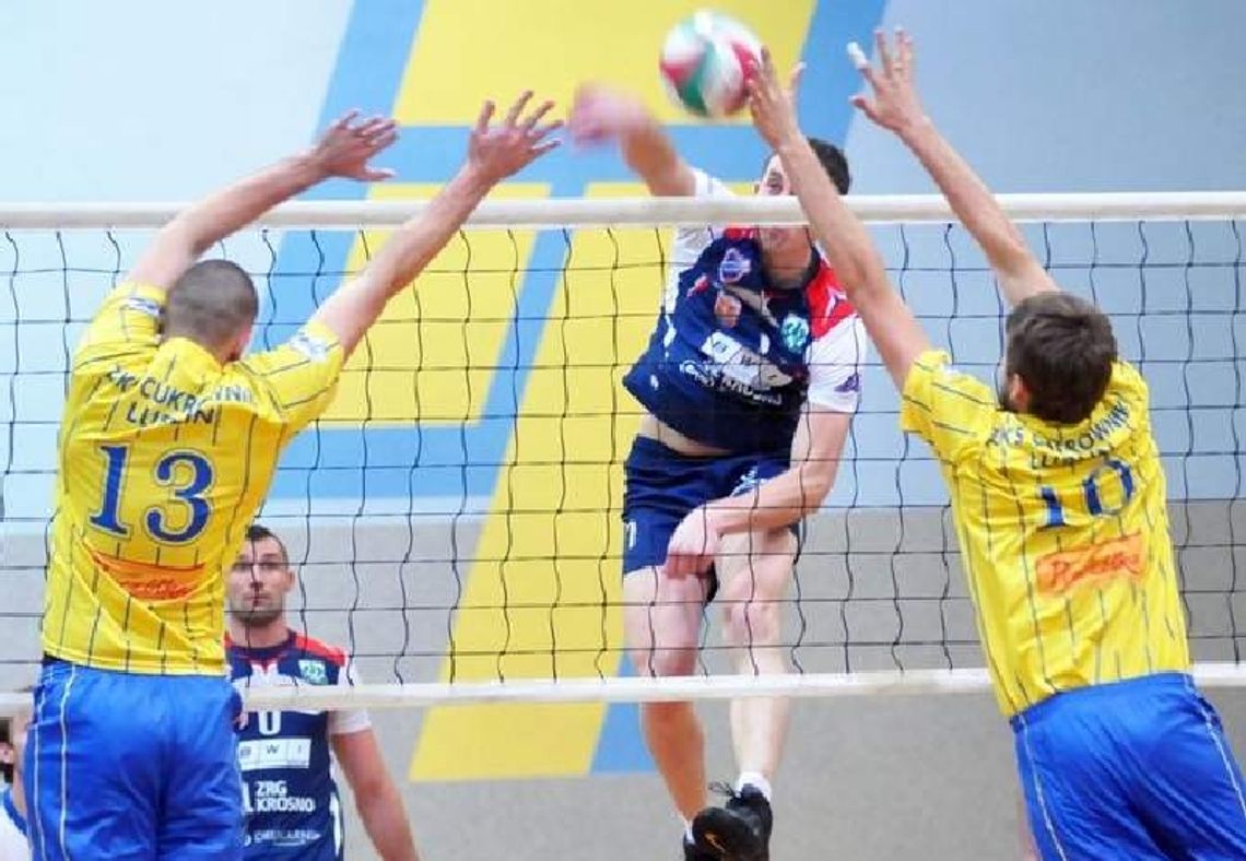 Avia Świdnik – MOSiR Bochnia 3:2, porażki Cukrownika i Trójki