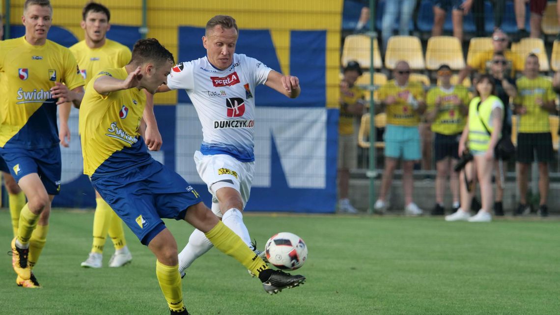 Avia Świdnik - Motor Lublin 0:1. Z wolnego za trzy punkty Avia Świdnik - Motor Lublin 0:1. Z wolnego za trzy punkty