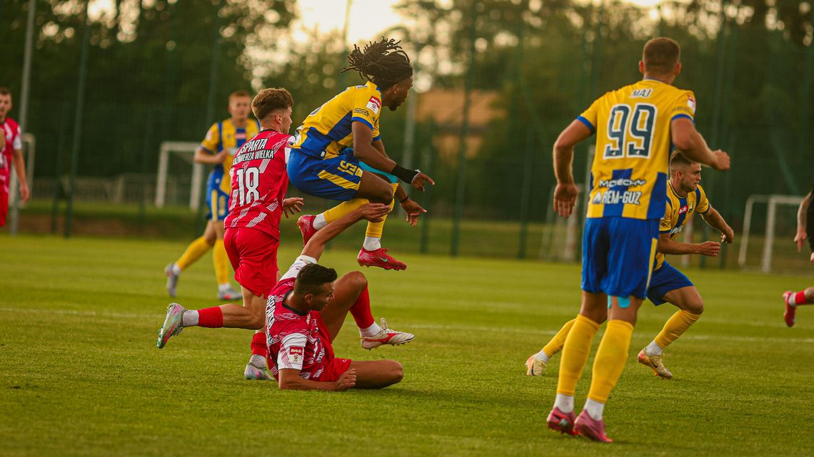 Avia Świdnik przedłużyła passę zwycięstw do czterech Avia Świdnik przedłużyła passę zwycięstw do czterech