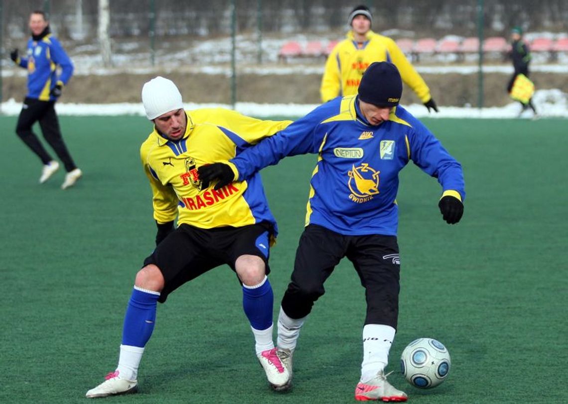Avia - Tomasovia 0:2, wyniki środowych sparingów