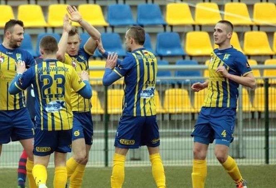 Avia wygrała z Orlętami 3:1. Będzie trzech nowych?