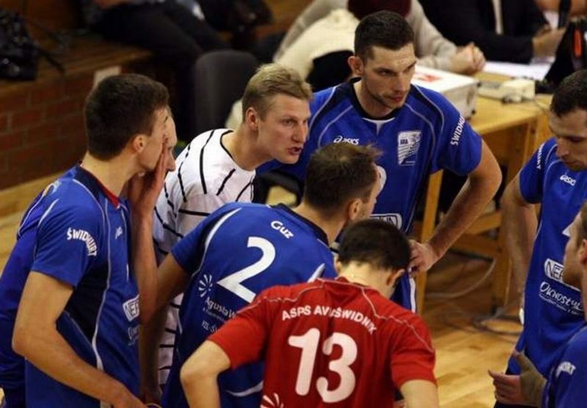 Avię Świdnik w sobotnim meczu z MOSiR Bochnia interesuje tylko wygrana Avię Świdnik w sobotnim meczu z MOSiR Bochnia interesuje tylko wygrana