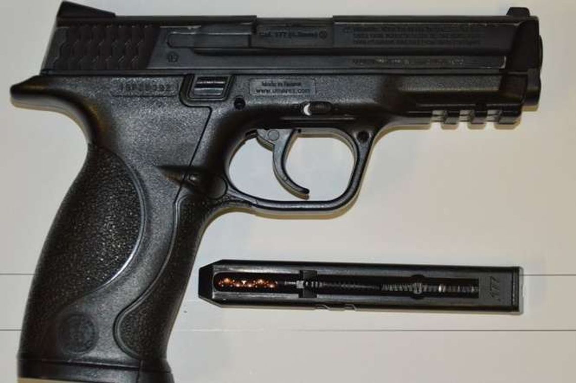 Awantura na osiedlu. 39-latek chciał postrzelić sąsiada