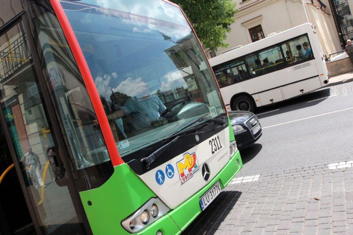 Awantura o autobus. Pasażerowie z Lipniaka nie chcą się przesiadać