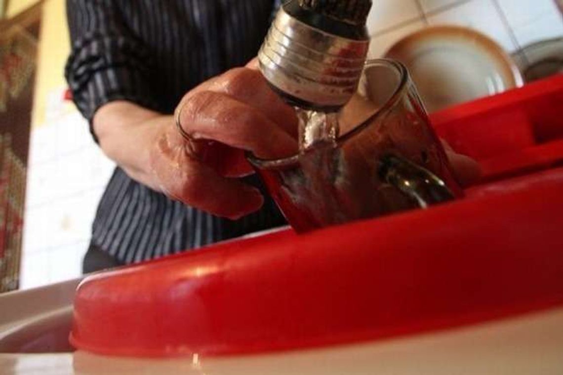 Awantura o dwa złote. Burmistrz Łęcznej wzywa radnego do sprostowania