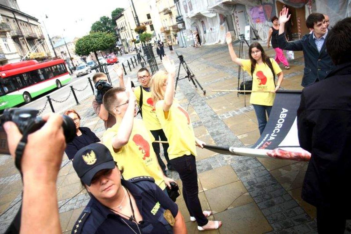 Awantura o pikietę antyaborcyjną. Będzie demonstracja przed Ratuszem?