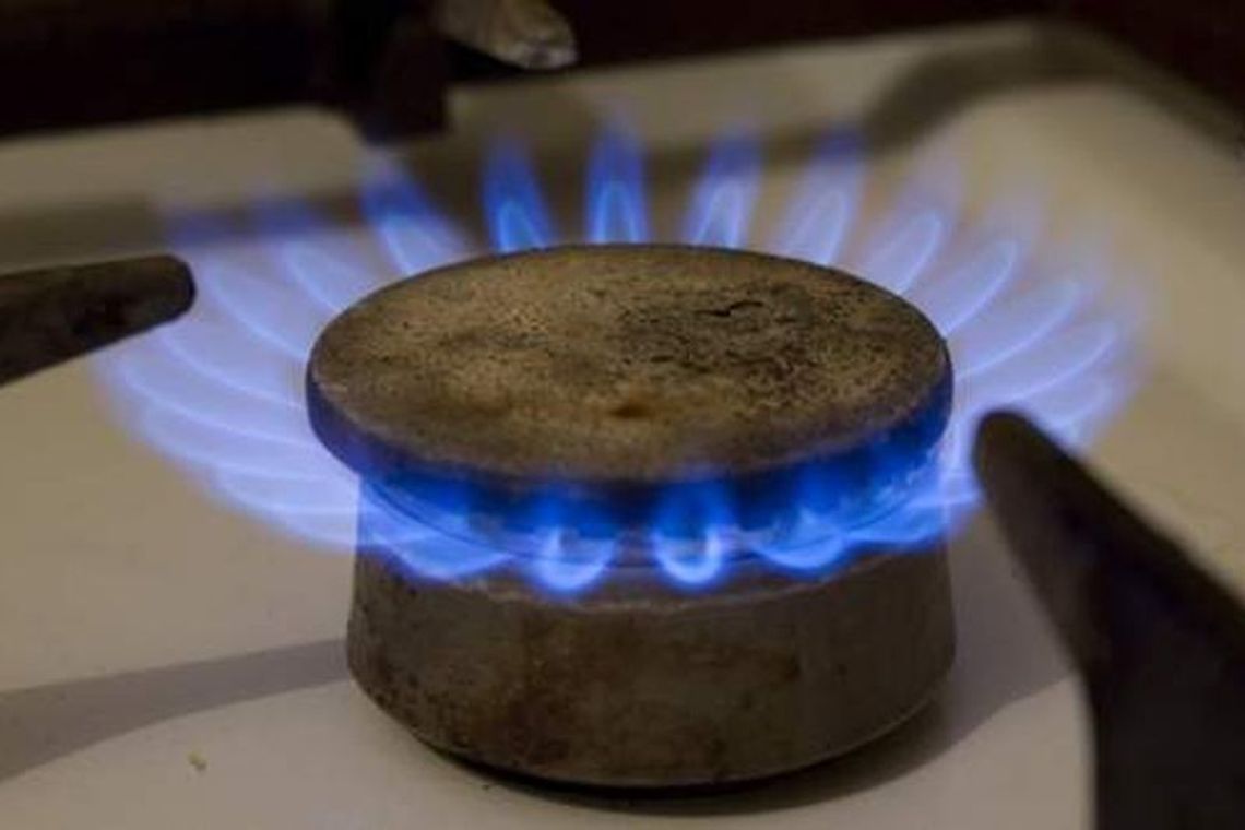 Awanturował się w domu i odkręcił gaz