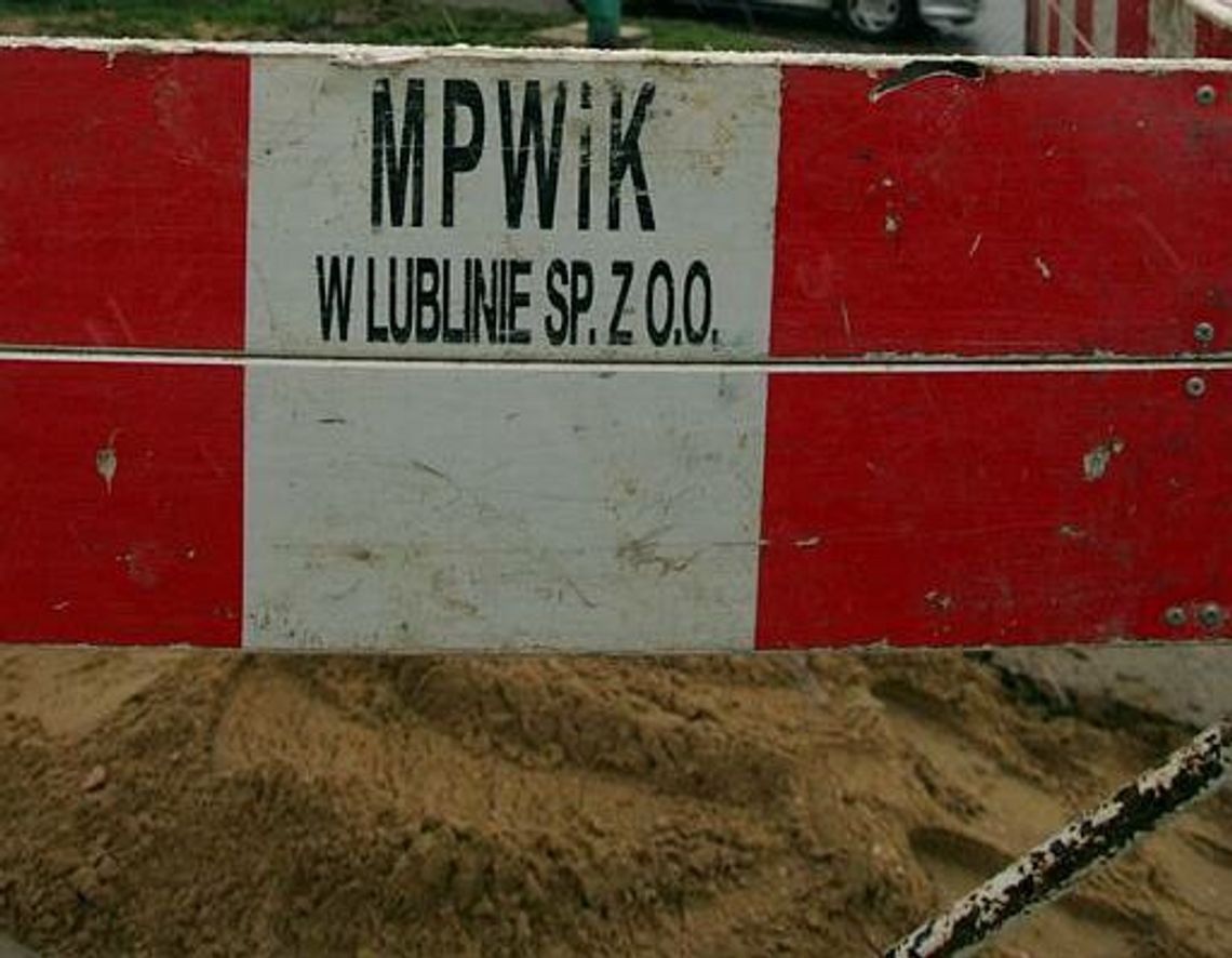 Awaria sieci wodociągowej w centrum Lublina Awaria sieci wodociągowej w centrum Lublina