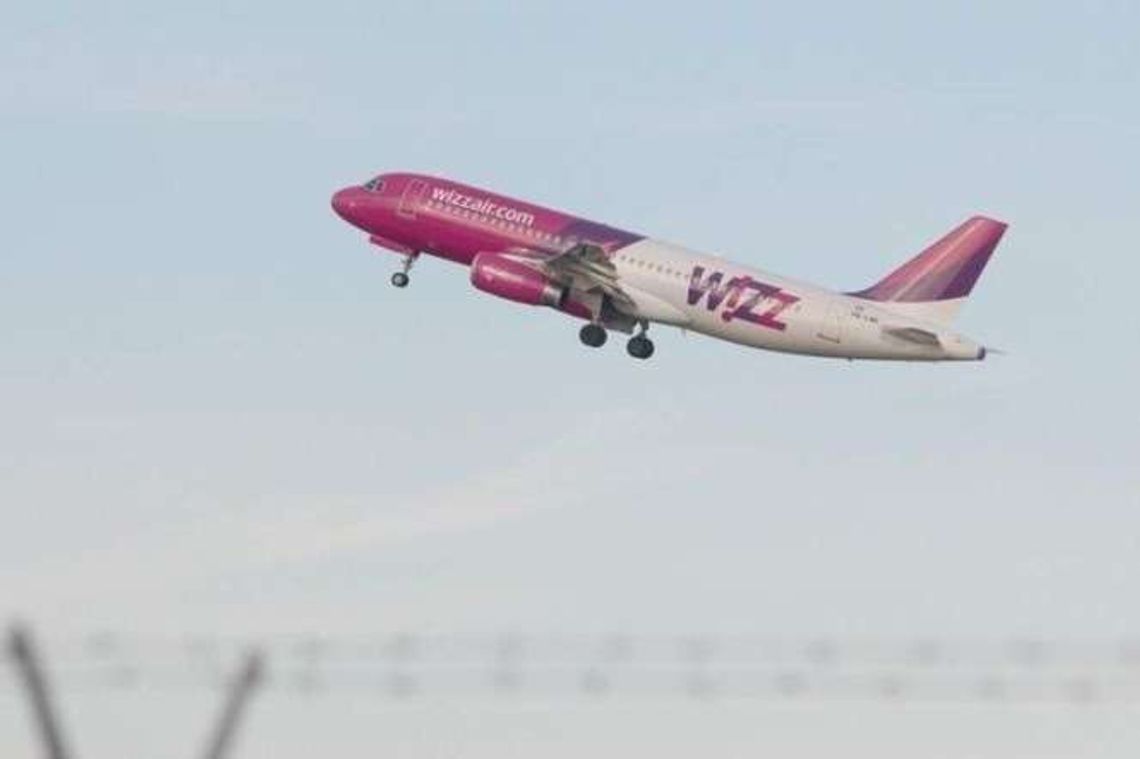 Awaryjne lądowanie samolotu Wizz Air z Lublina do Doncaster Sheffield
