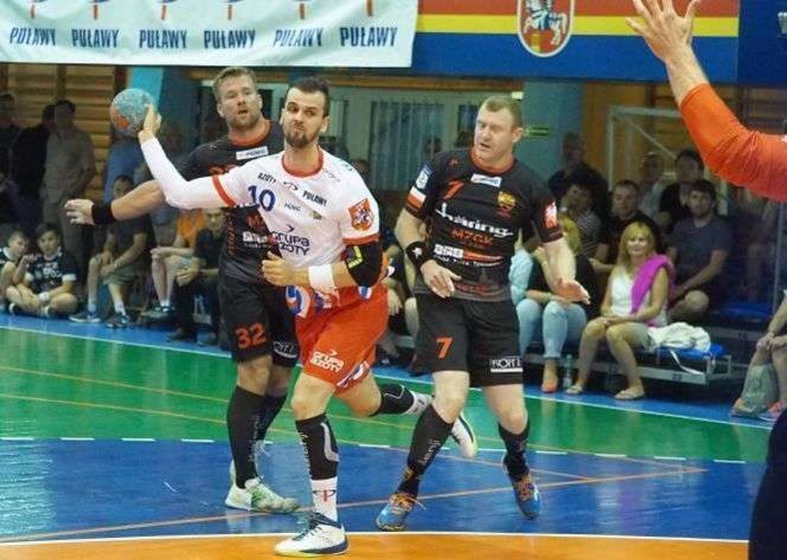 Azoty grają z Piotrkowianinem. Limit wpadek już wyczerpali Azoty grają z Piotrkowianinem. Limit wpadek już wyczerpali