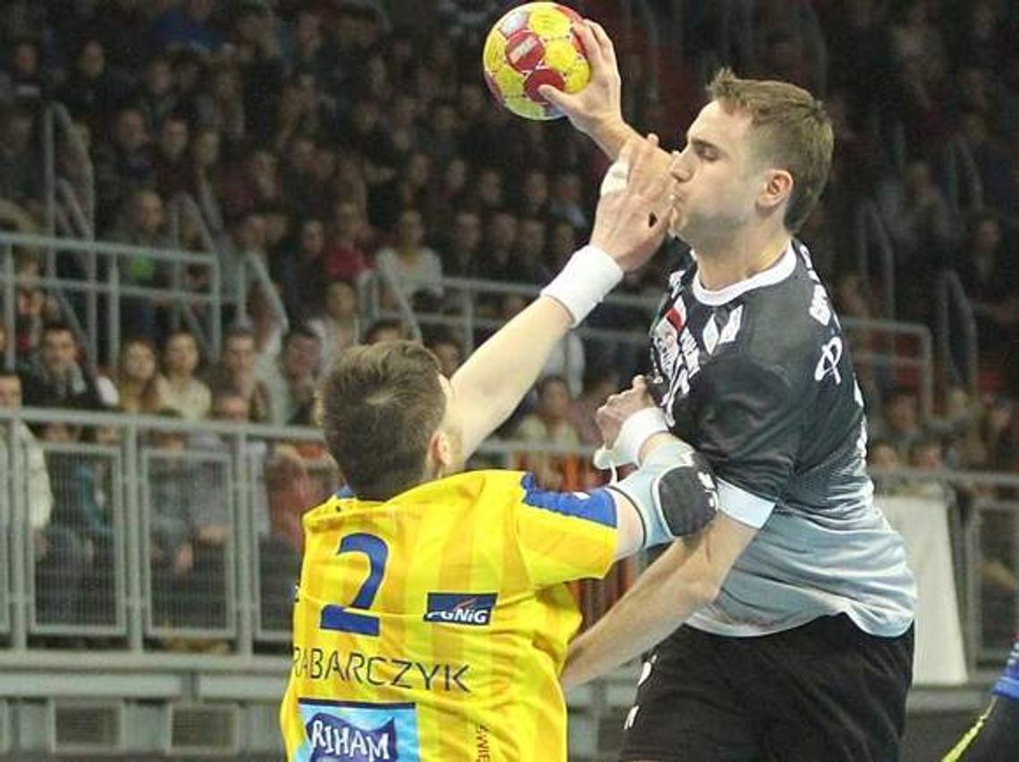 Azoty Puławy - PGE Stal Mielec 25:28. Spadli na piąte miejsce