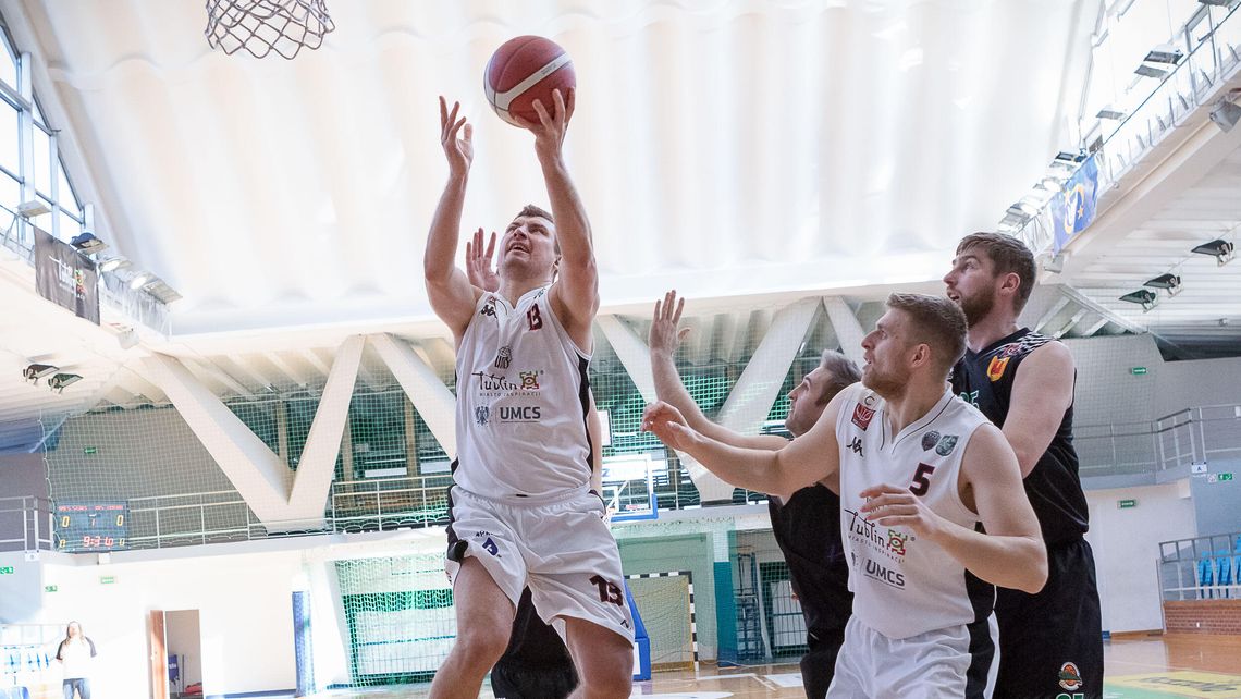 AZS UJK Kielce – U!NB AZS UMCS Start II Lublin 56:80. Udany początek AZS UJK Kielce – U!NB AZS UMCS Start II Lublin 56:80. Udany początek