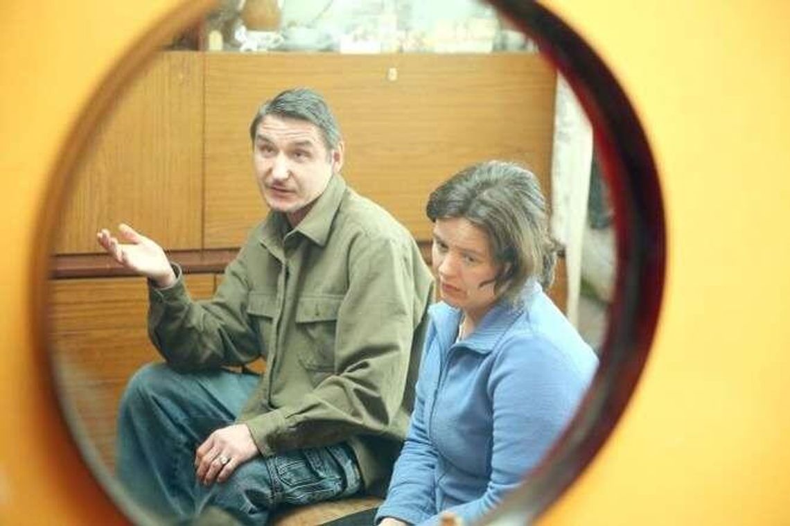 Babcia ma długi, wnuki nie mają jedzenia. Komornicy zablokowali rachunek