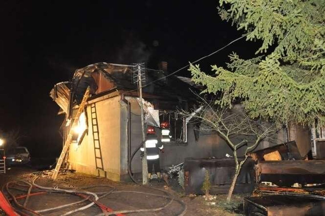 Babcia nie żyje, wnuczka udało się uratować. Potrzebna pomoc dla rodziny po pożarze domu