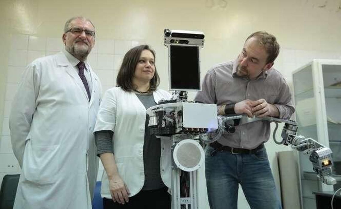 Badanie na odległość wkrótce możliwe? Na robota z Lublina czekają lekarze z całego świata
