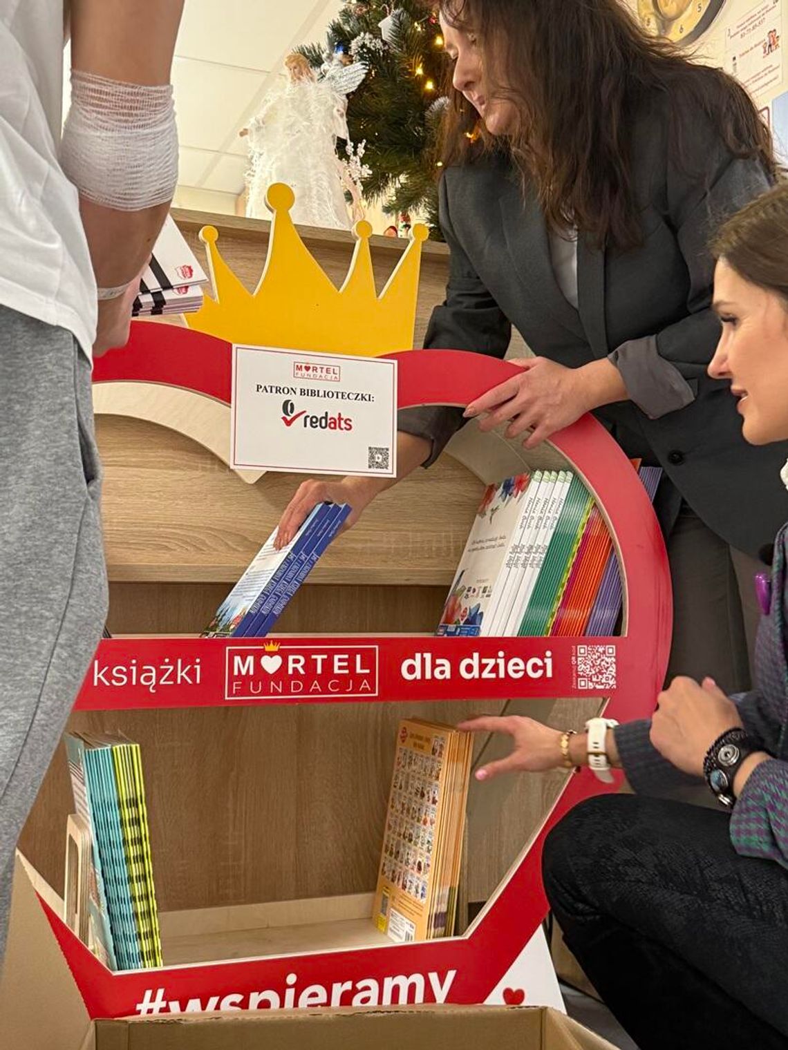 Bajki na receptę. „Biblioteczne Serca” pomagają małym pacjentom w Lublinie