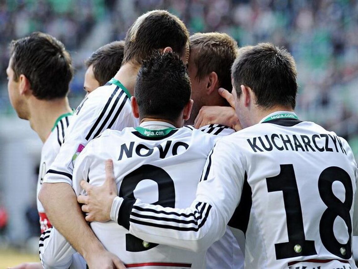 Bakero zwolniony z Lecha. Legia gromi we Wrocławiu