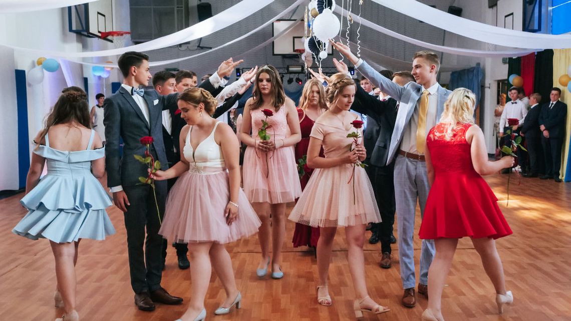 Bal ósmoklasistów w Szkole Podstawowej nr 23 w Lublinie [zdjęcia]