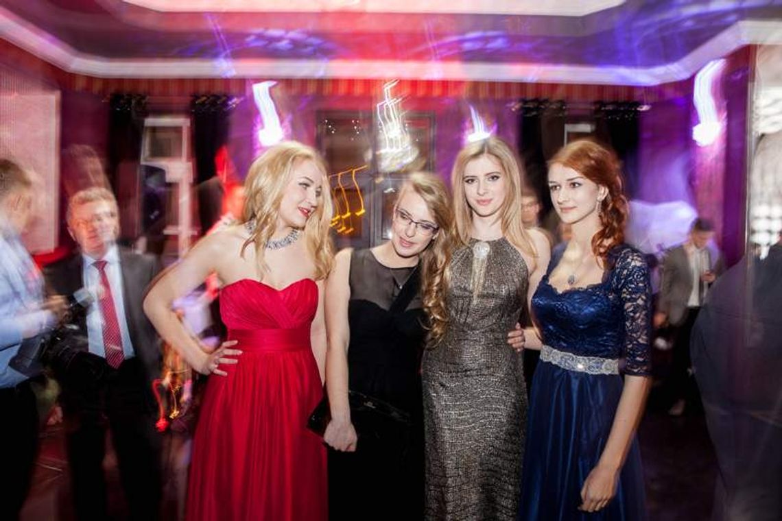 Bal Społecznego LO o im. Jana III Sobieskiego (zdjęcia)