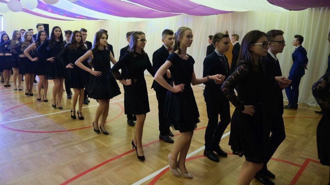 Bal uczniów SP nr 57 im. Jana Kochanowskiego w Lublinie [zdjęcia]