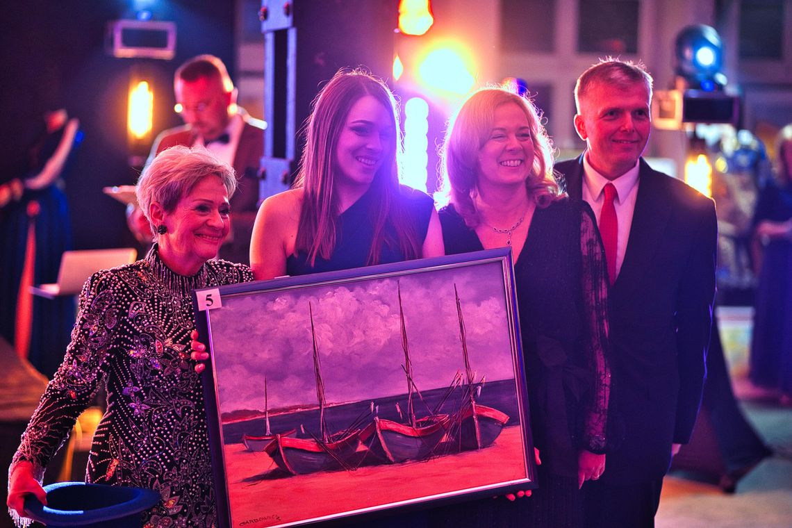 Bal z misją. Gdy wspólne emocje zmieniają się w pomoc Bal z misją. Gdy wspólne emocje zmieniają się w pomoc