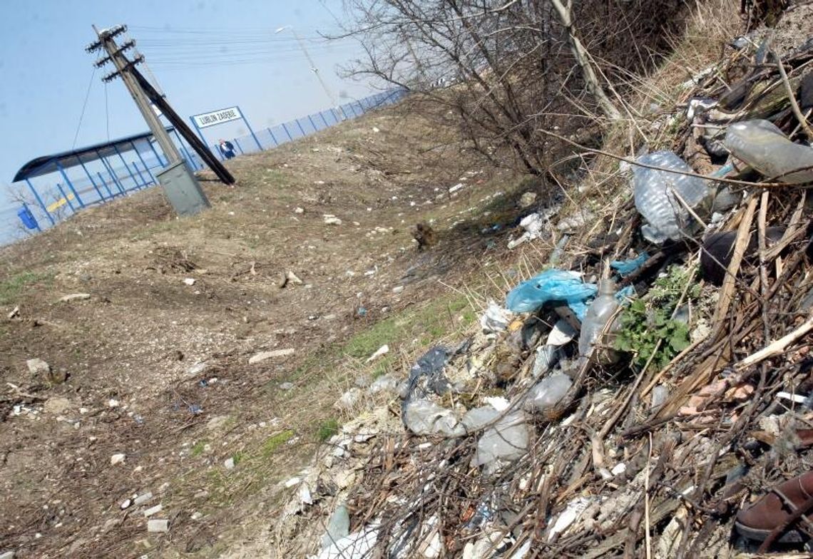 Bałagan po zimie, Straż Miejska grozi karami Bałagan po zimie, Straż Miejska grozi karami