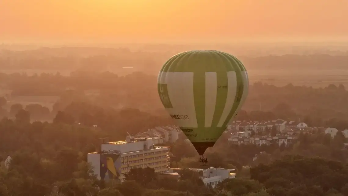Balony znów opanują niebo nad Nałęczowem. Ruszają Mistrzostwa Polski i międzynarodowa rywalizacja Balony znów opanują niebo nad Nałęczowem. Ruszają Mistrzostwa Polski i międzynarodowa rywalizacja