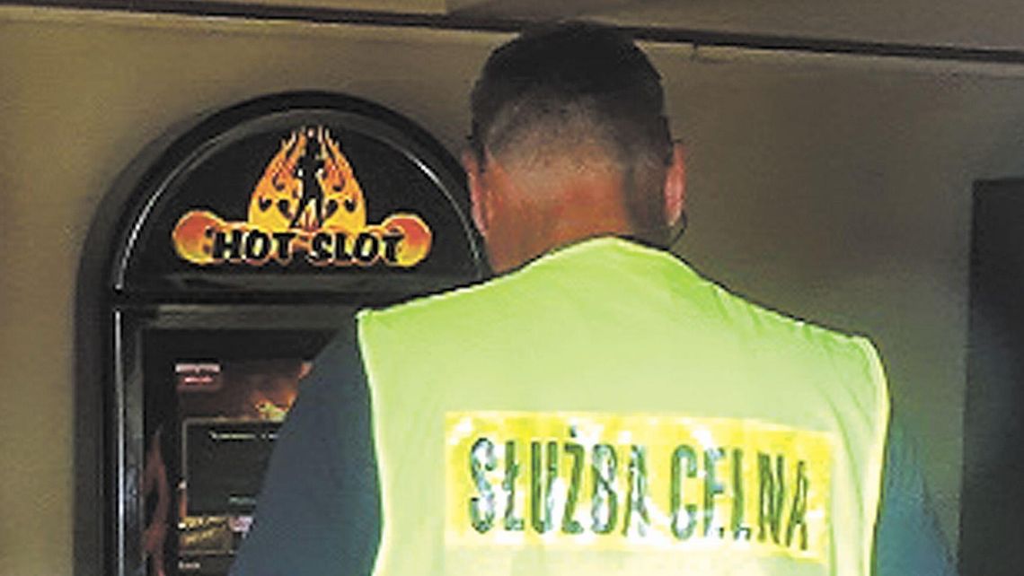 Barak, lokal do wynajęcia, kafejka internetowa, a w środku hazard