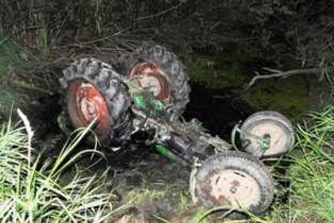 Baranów: Traktorzysta zginął w rowie z wodą