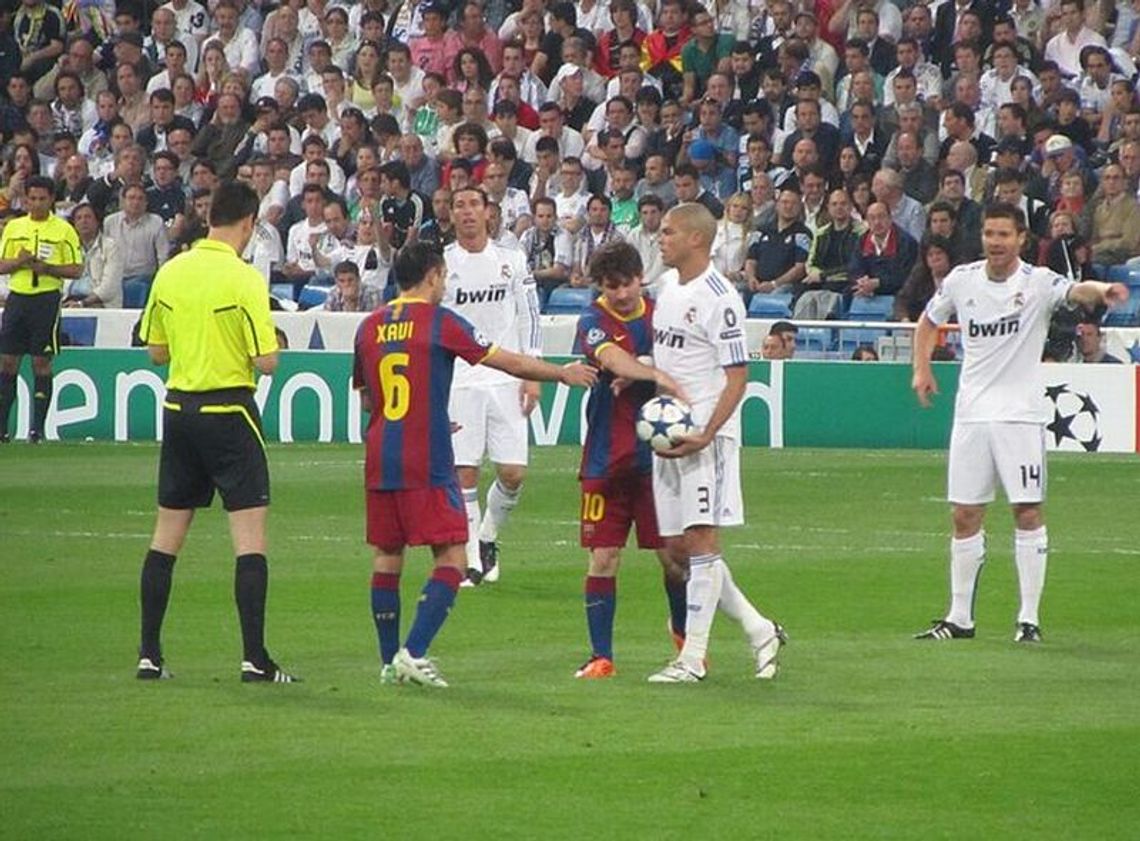 Barcelona – Real, transmisja TV i online