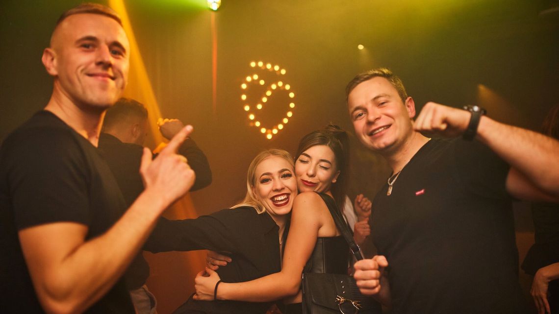 Bardzo niebezpieczna impreza Bardzo niebezpieczna impreza