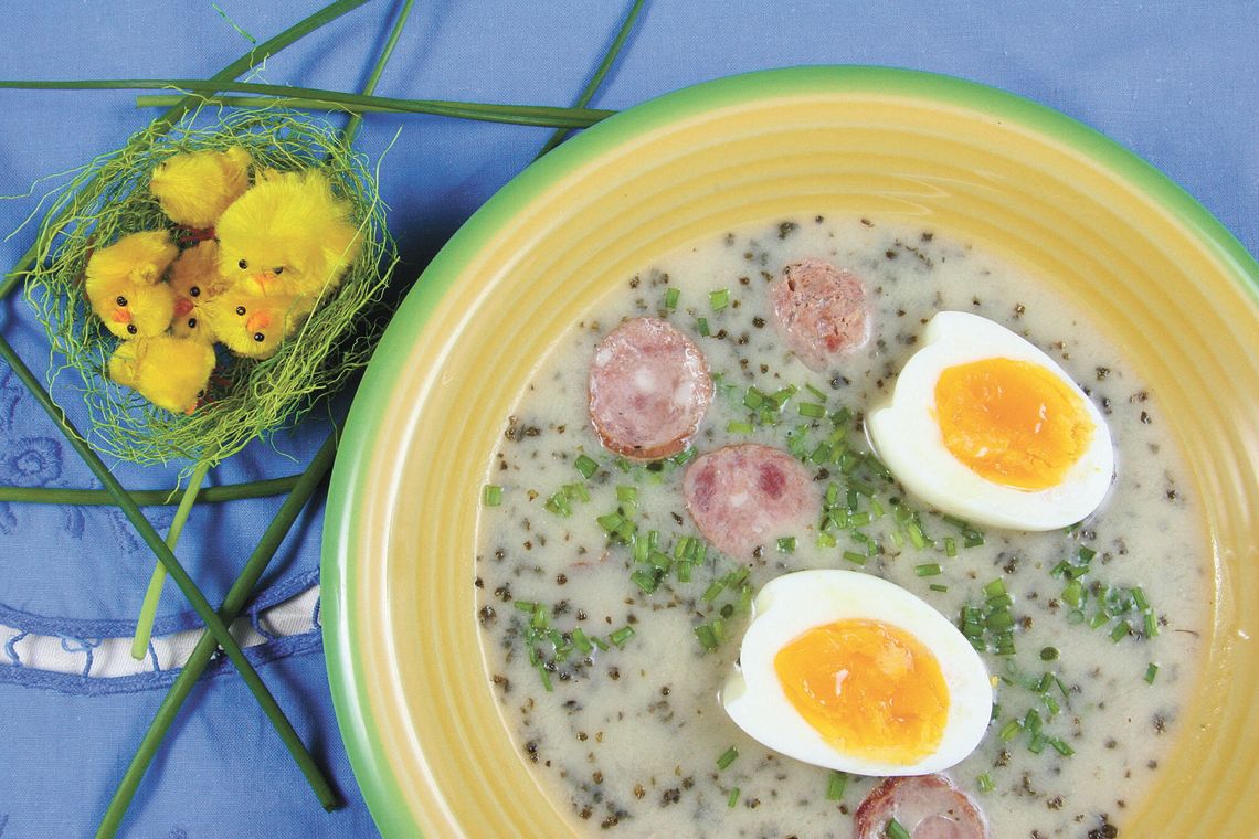 Barszcz, jajka, sałatki