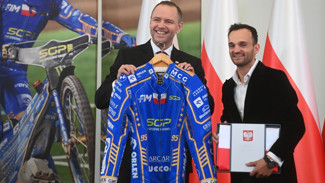 Bartosz Zmarzlik odwiedził Karola Nawrockiego w Pałacu Prezydenckim Bartosz Zmarzlik odwiedził Karola Nawrockiego w Pałacu Prezydenckim