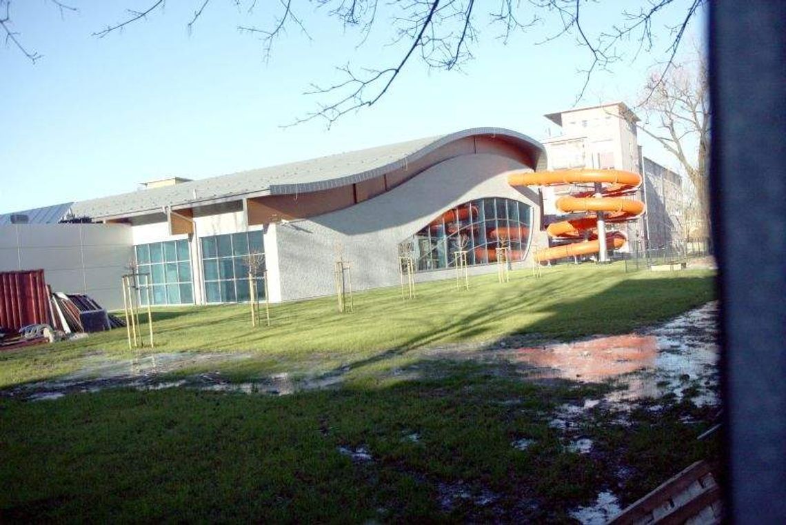 Basen przy ul. Łabędziej będzie gotowy w czerwcu