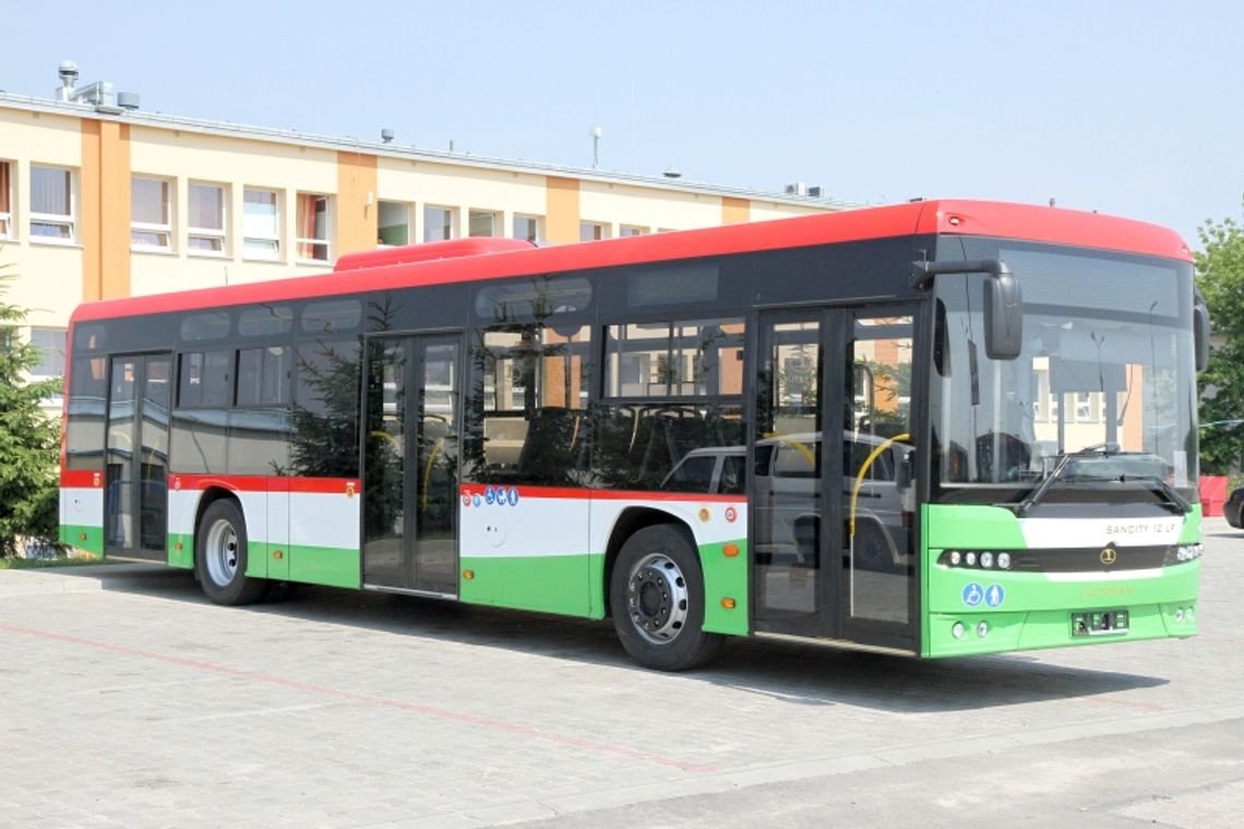 Baterie słoneczne na autobusach. Będą oszczędności